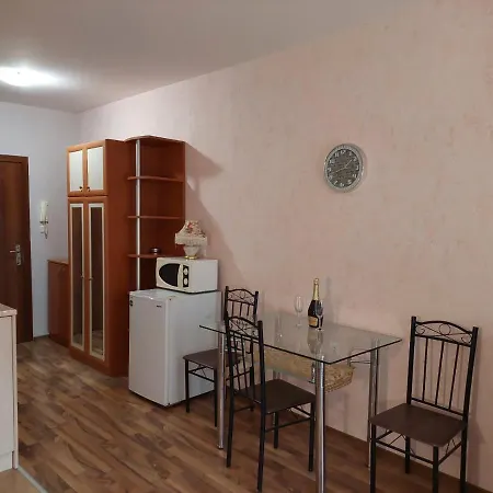 святой влас, комплекс Sea Breeze Apartment *